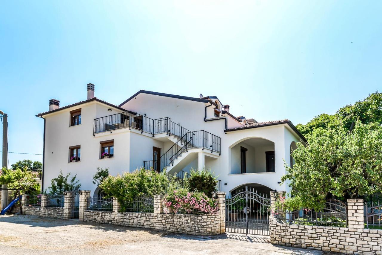 Casa Istriana Dajla Rooms Novigrad Istria Esterno foto